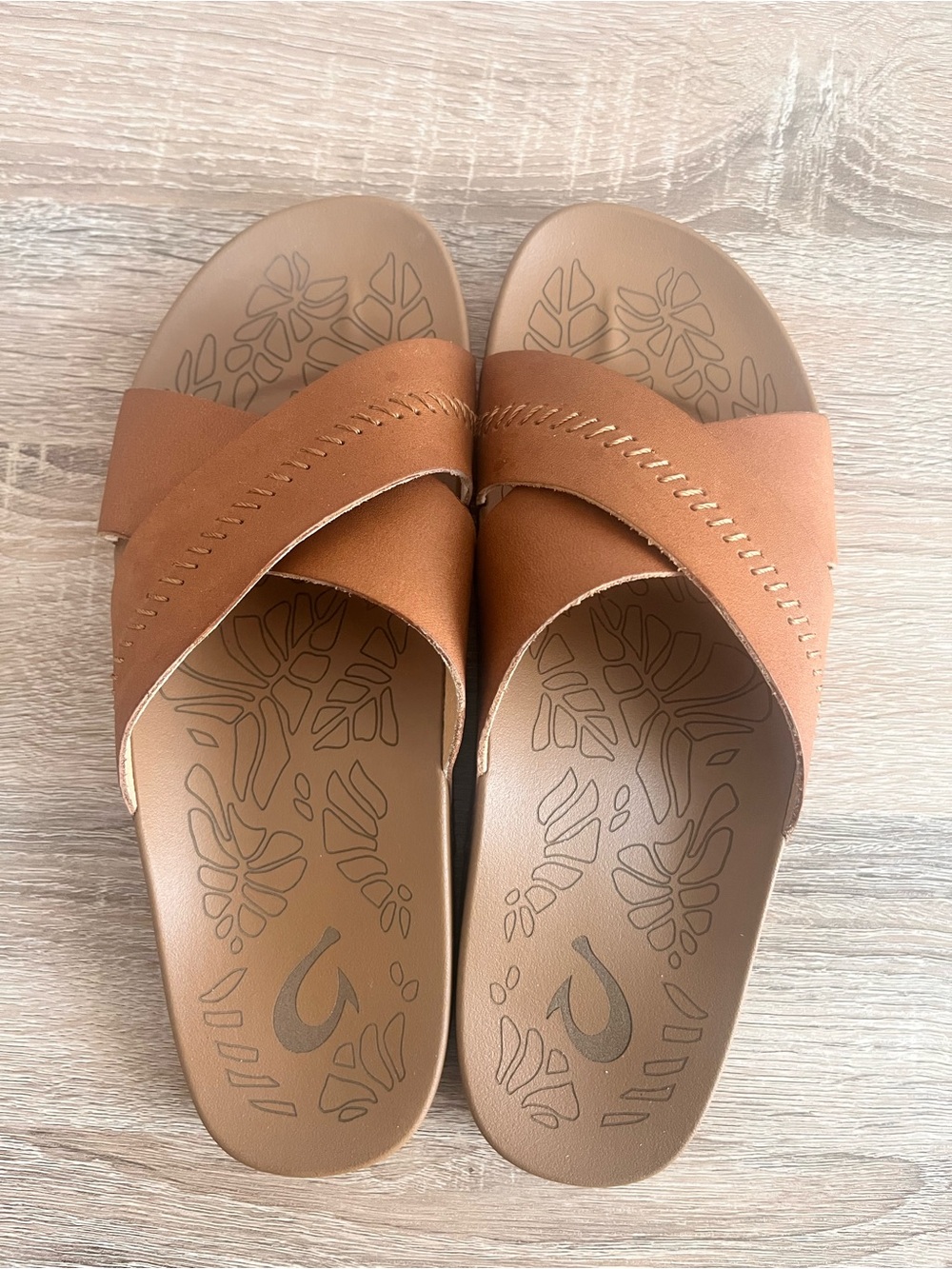 OluKai Brown Leather Criss Cross Slide Sandals
